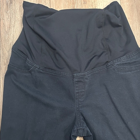 Isabel Maternity by Ingrid & Isabel Black Jeans - Picture 6 of 6